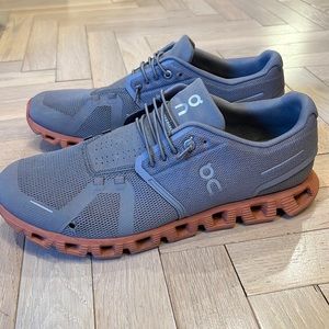 On Running Men’s 10.5 Cloud 5